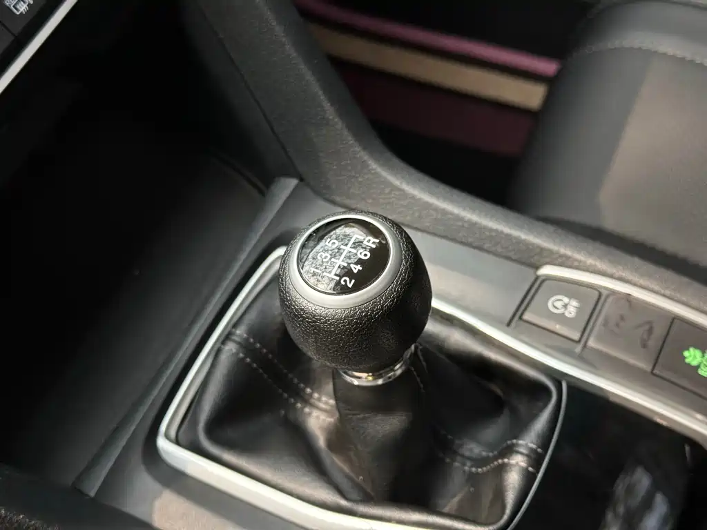 Honda Civic — фото 30