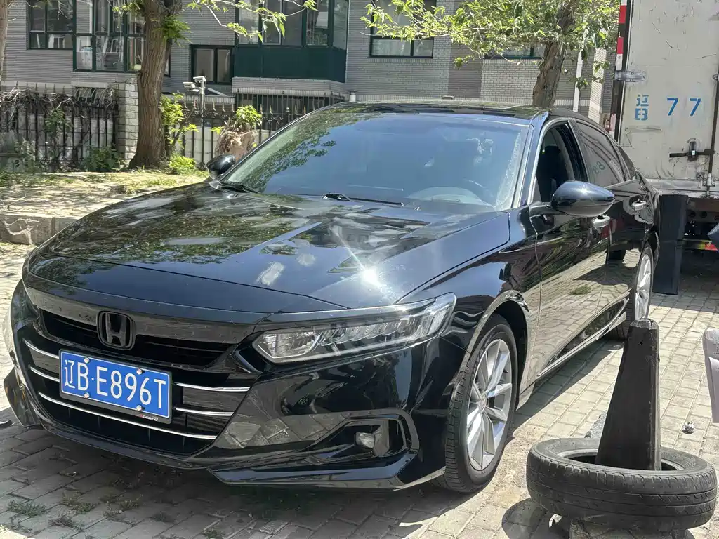 Honda Accord — фото 3