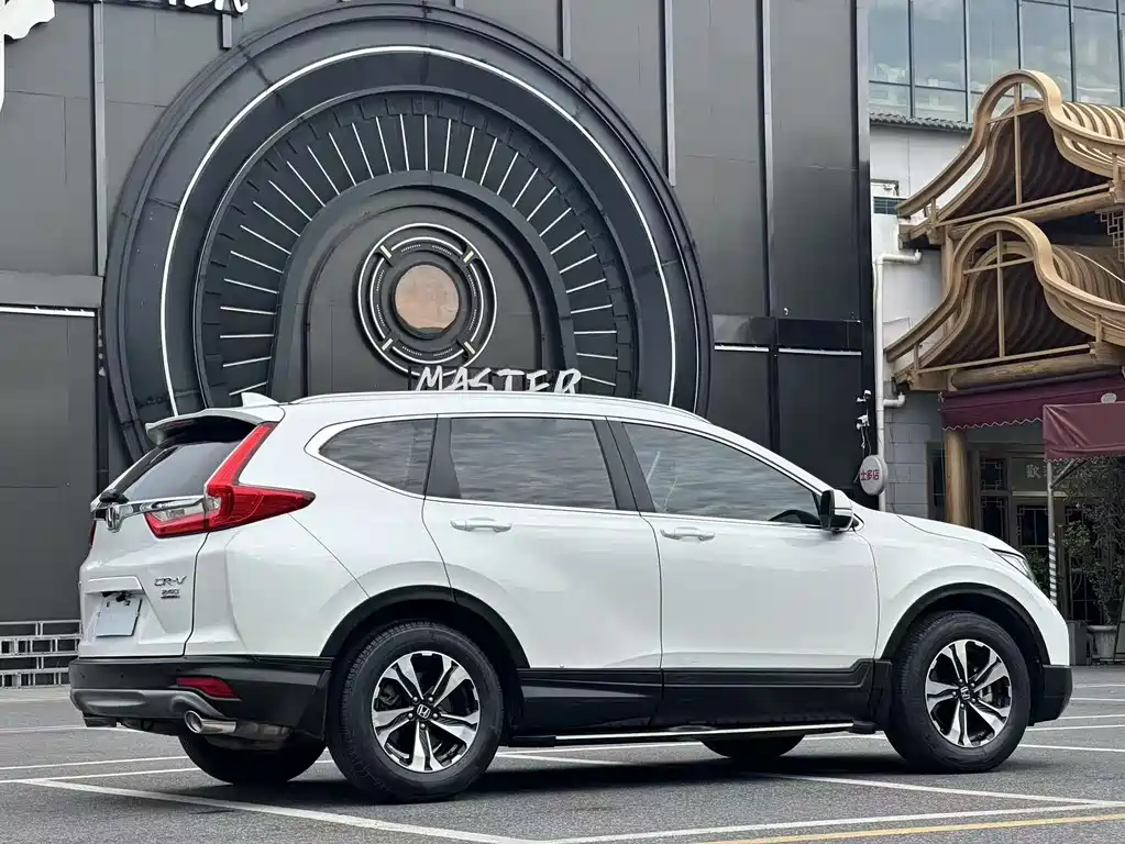Honda CR-V — фото 13