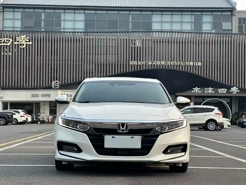Honda Accord — фото 2