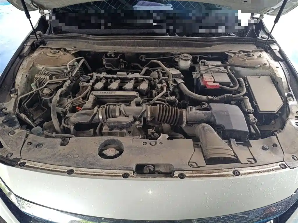 Honda Accord — фото 11