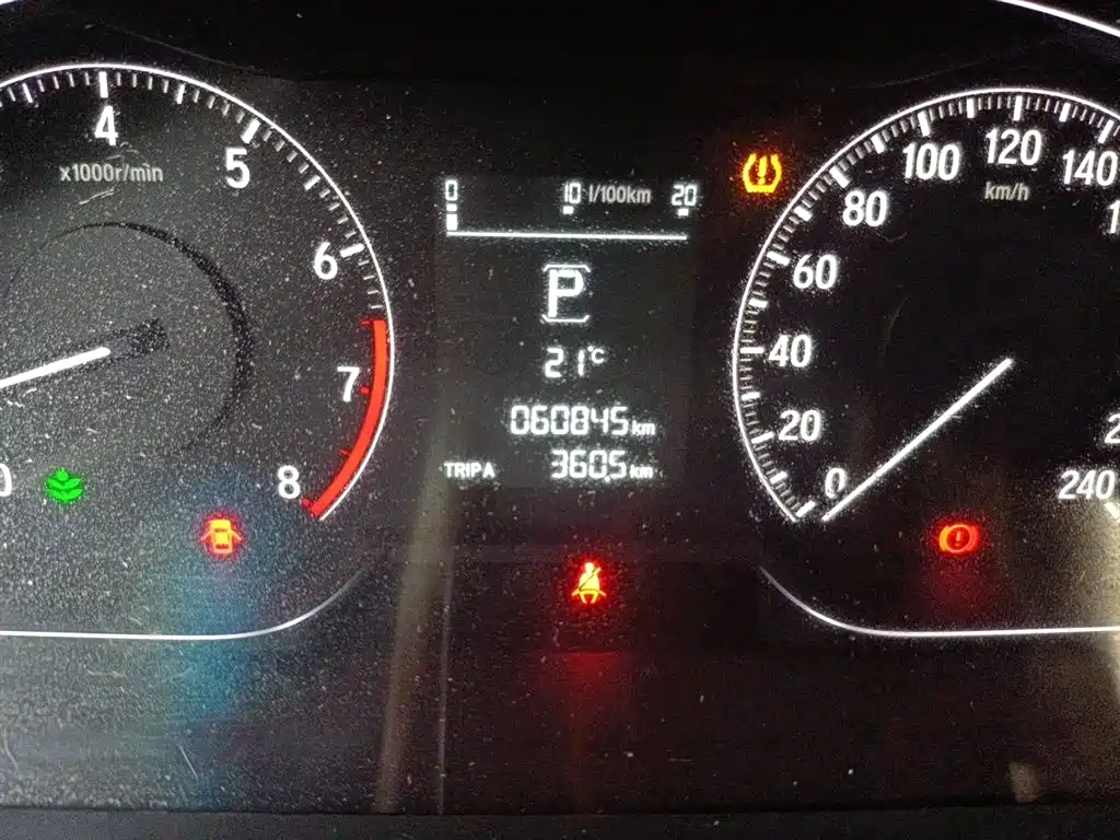Honda Accord — фото 5