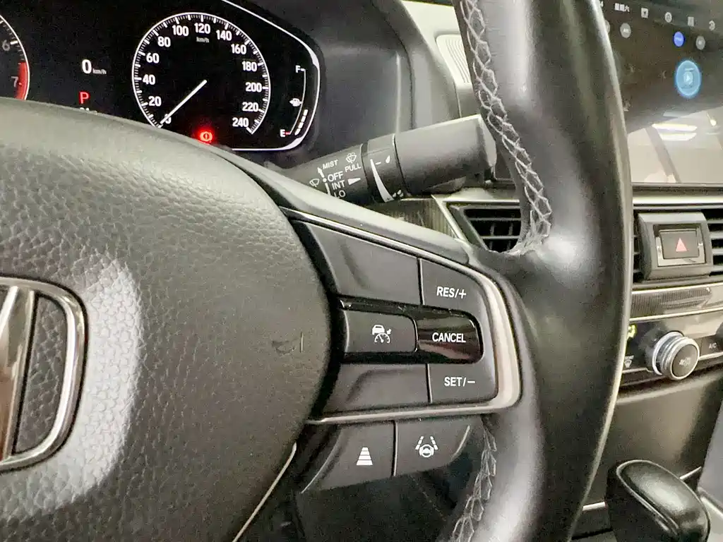 Honda Accord — фото 14