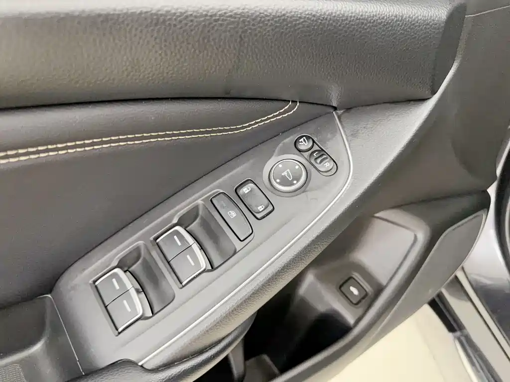 Honda Accord — фото 17