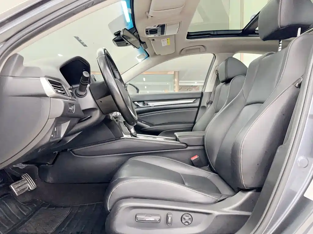 Honda Accord — фото 5