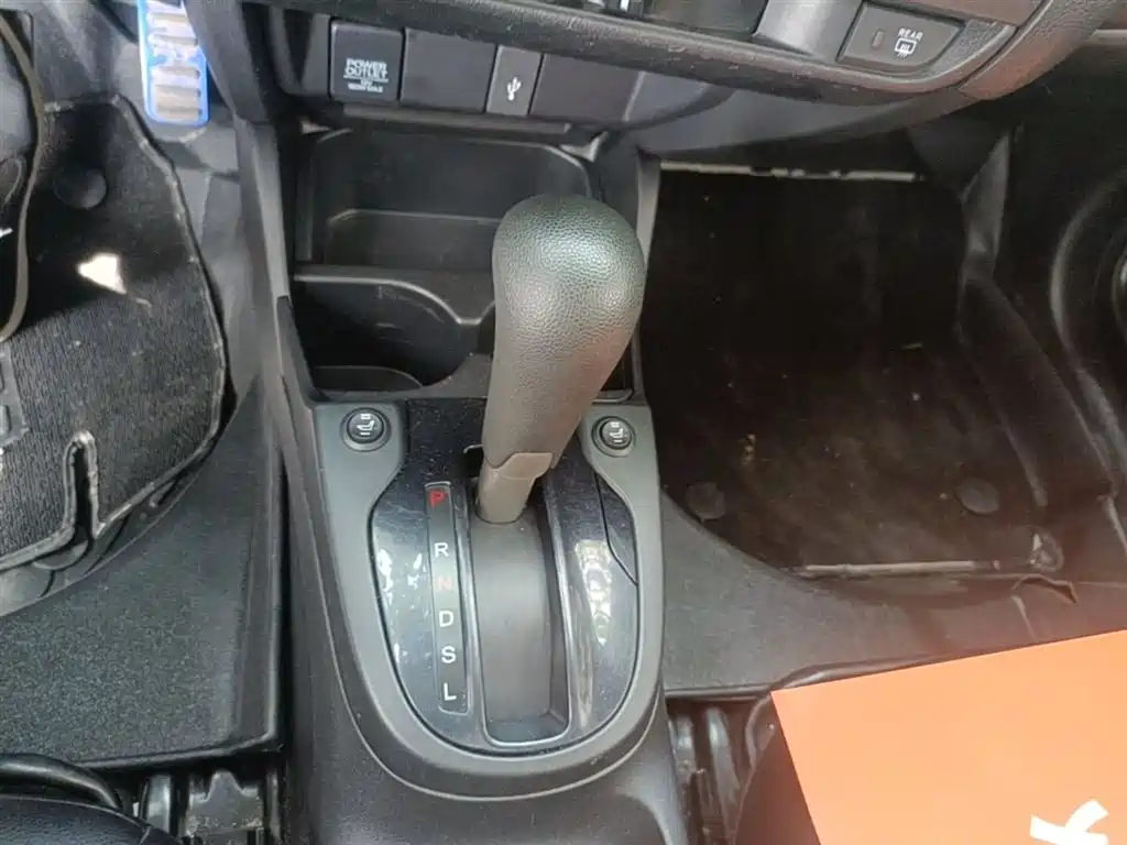 Honda Fit — фото 14