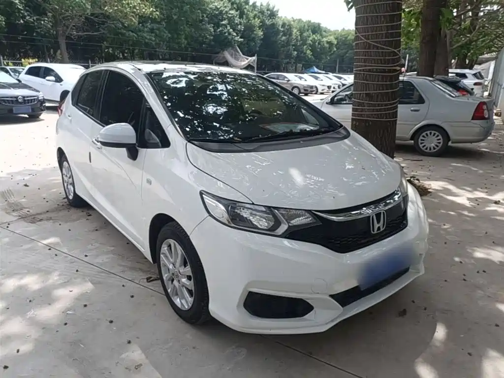 Honda Fit — фото 4