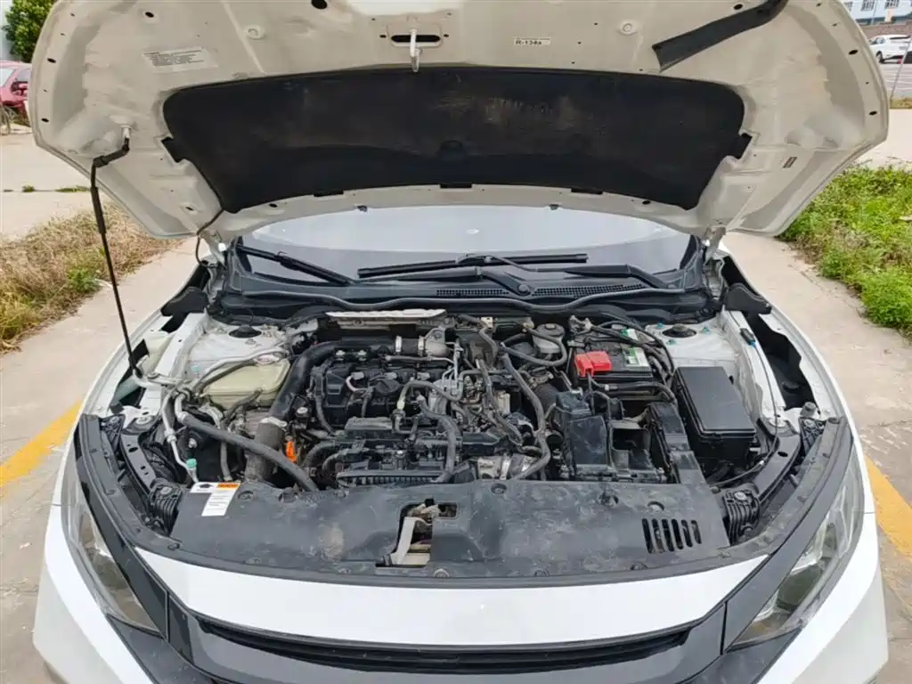 Honda Civic — фото 20