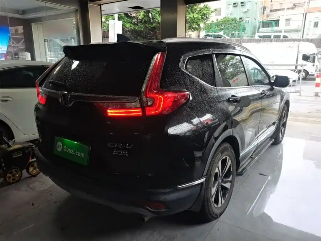 Honda CR-V — фото 7