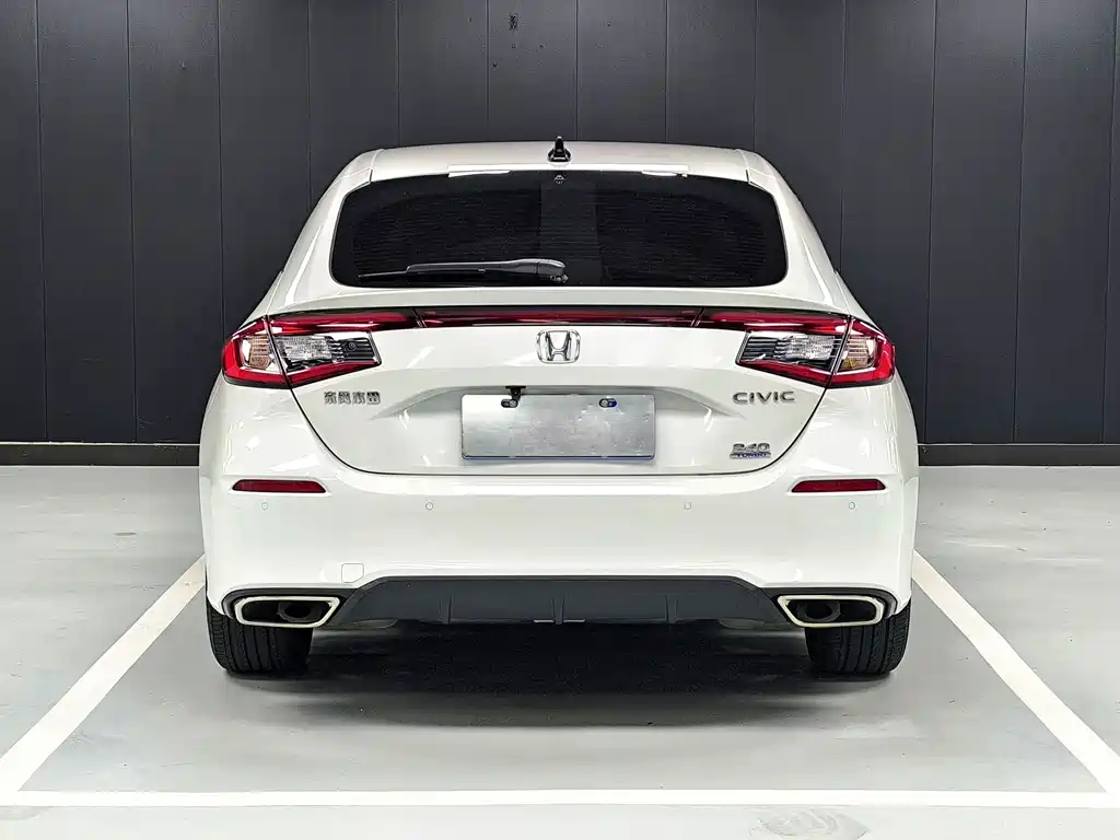 Honda Civic — фото 8