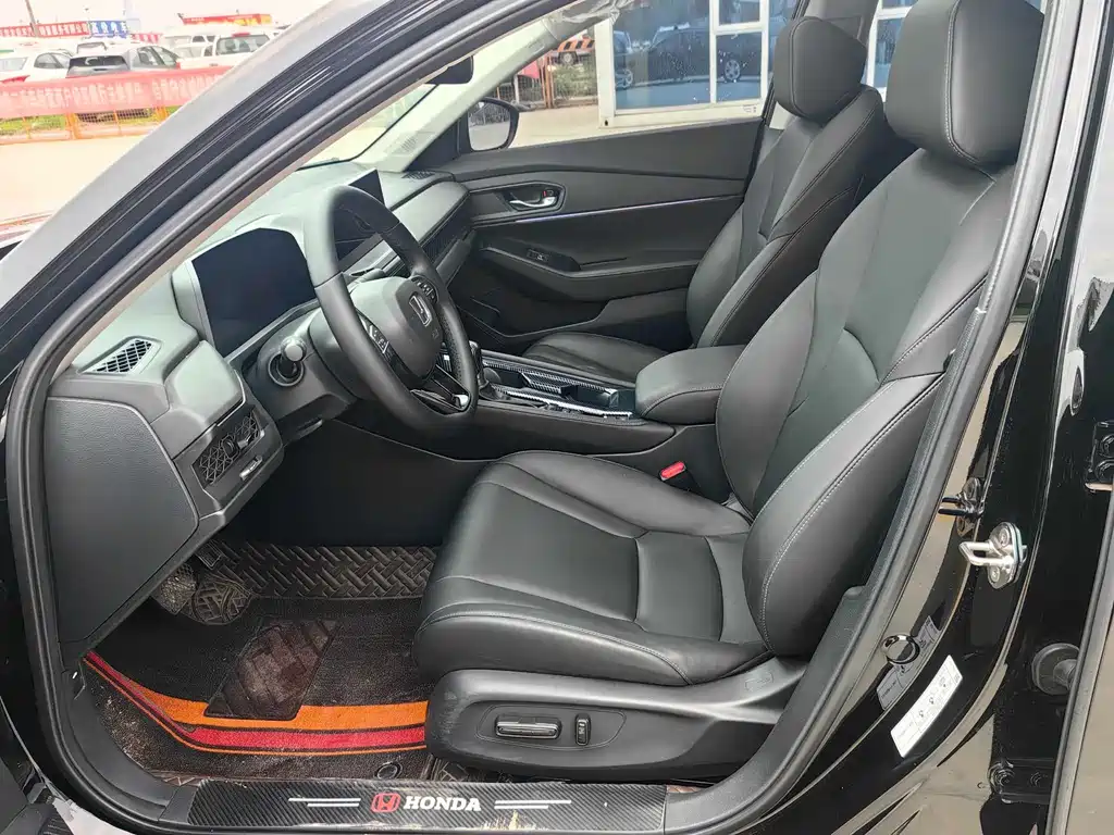 Honda Accord — фото 4