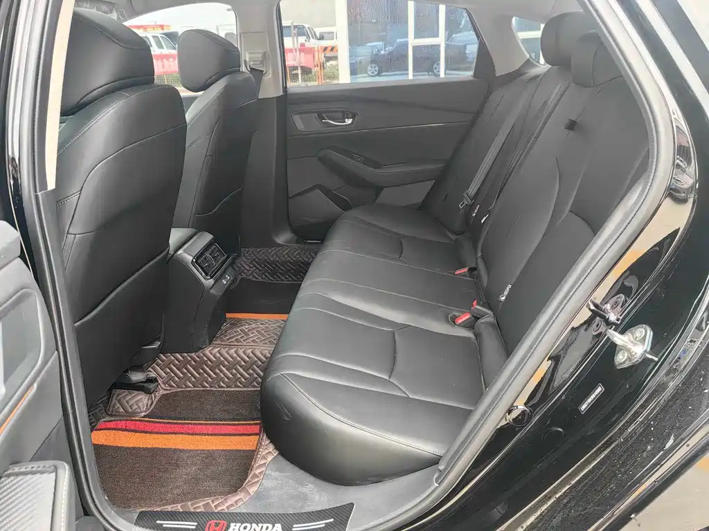 Honda Accord — фото 5