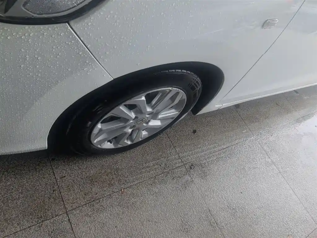 Honda Fit — фото 23