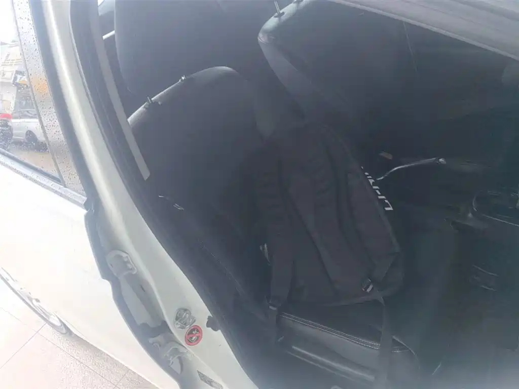 Honda Fit — фото 25