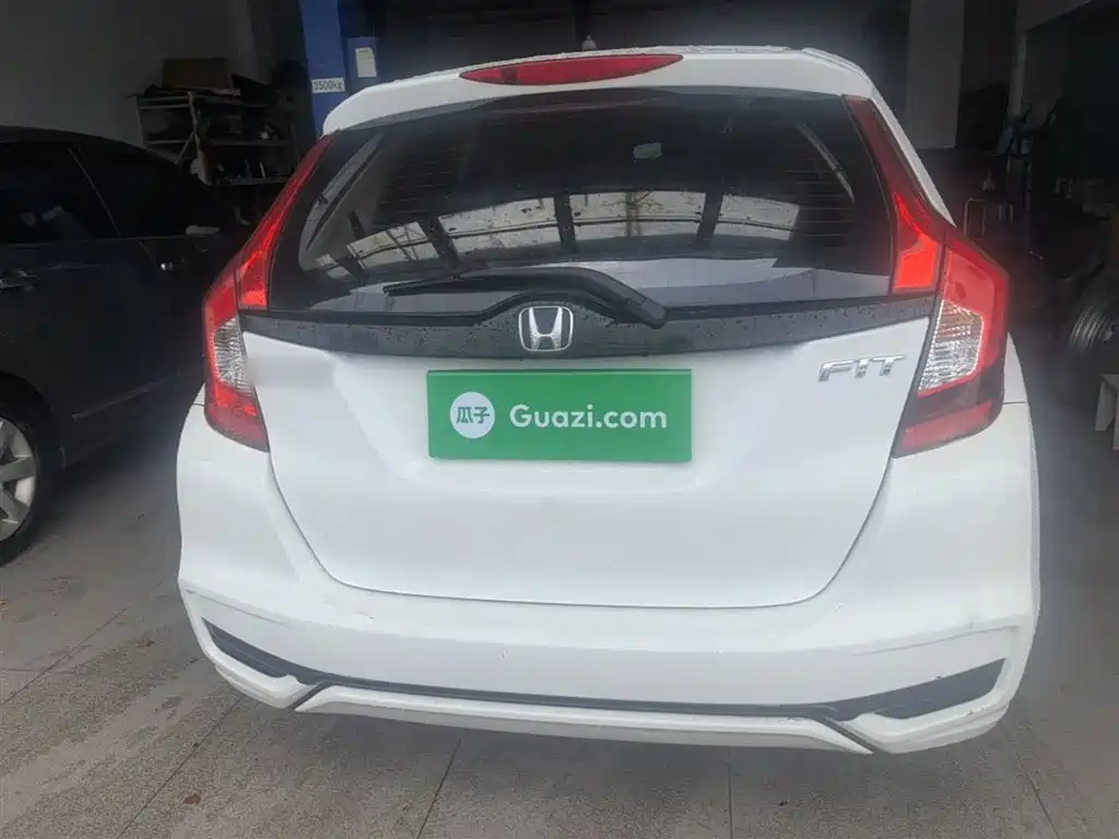 Honda Fit — фото 6