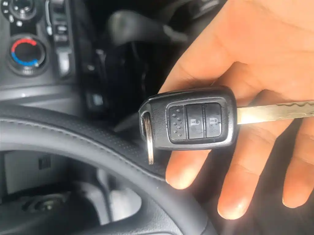Honda Fit — фото 9