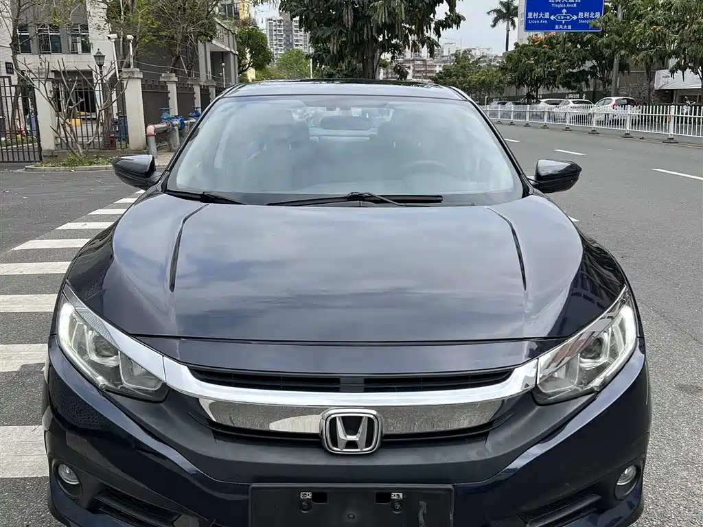 Honda Civic — фото 14