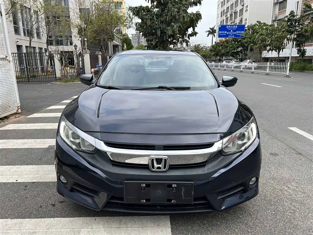 Honda Civic — фото 15