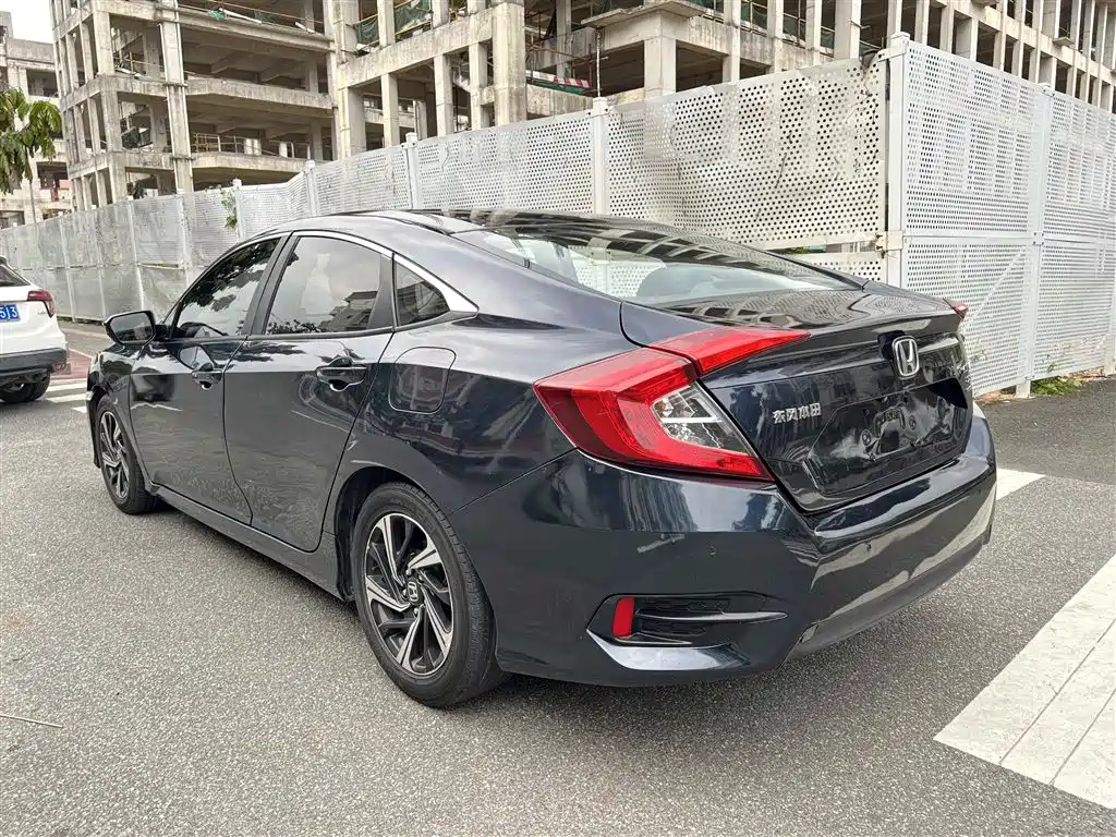 Honda Civic — фото 3