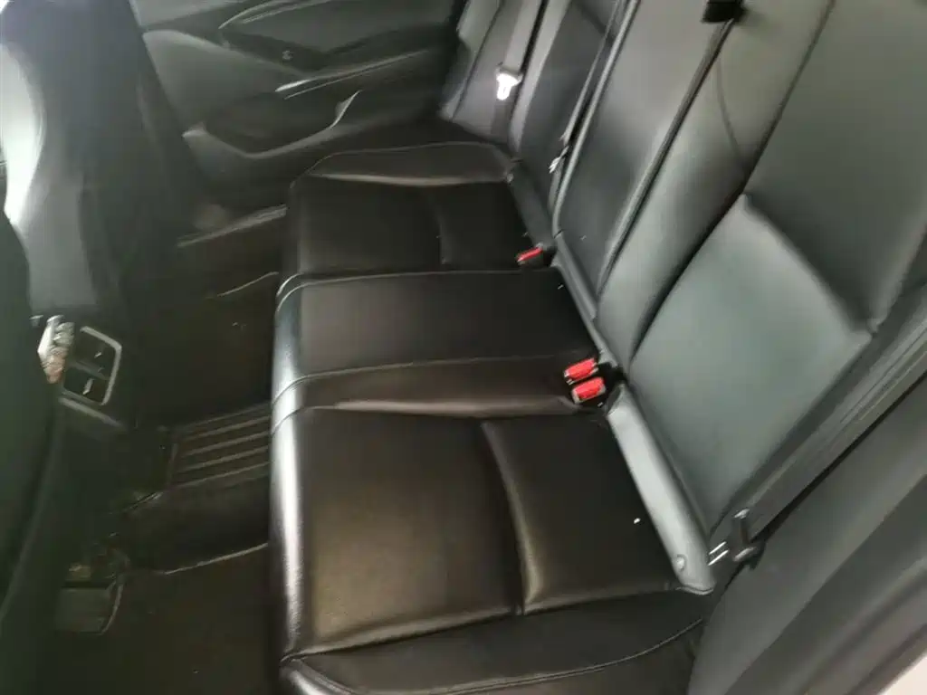 Honda Accord — фото 24