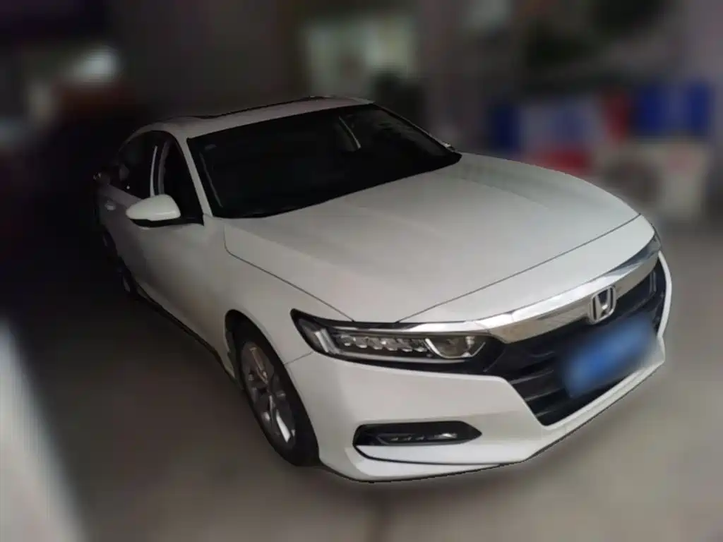 Honda Accord — фото 7