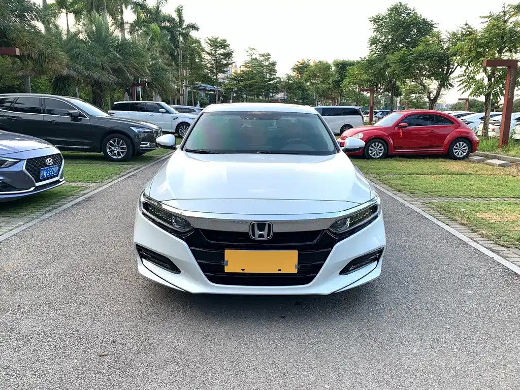 Honda Accord — фото 2