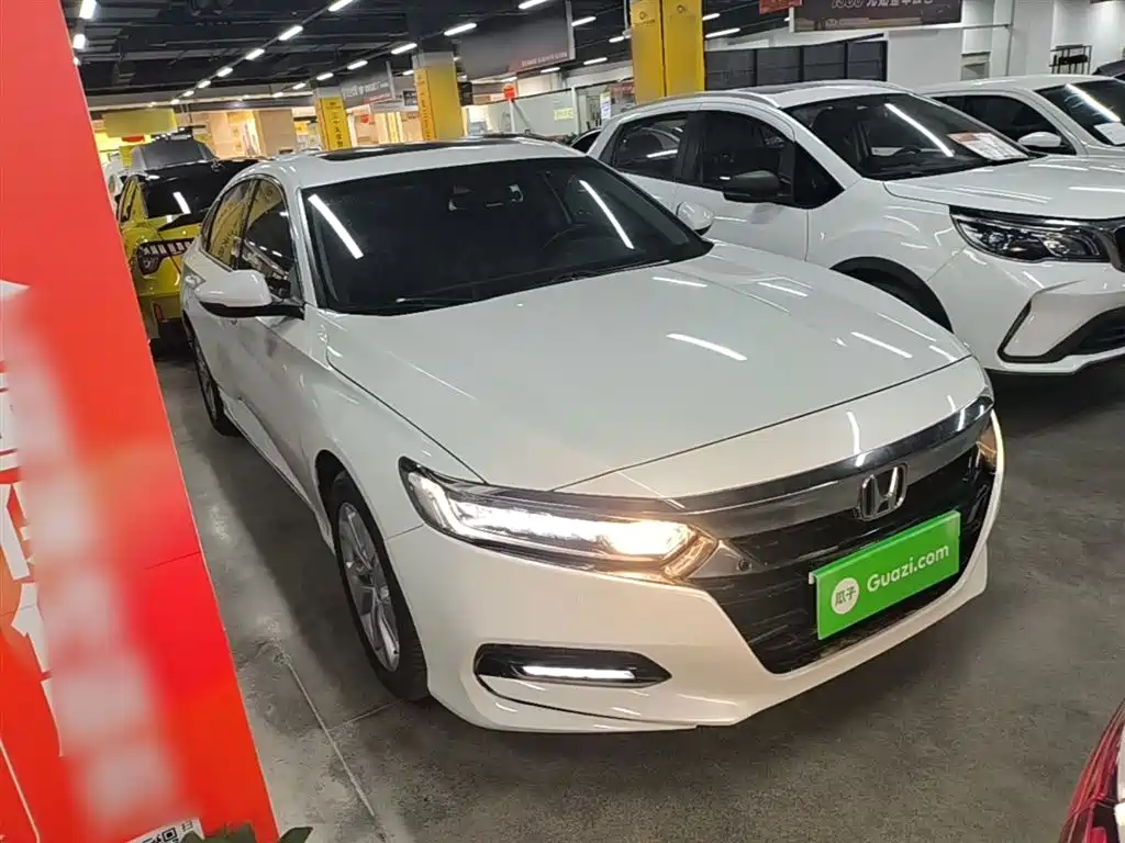 Honda Accord — фото 4