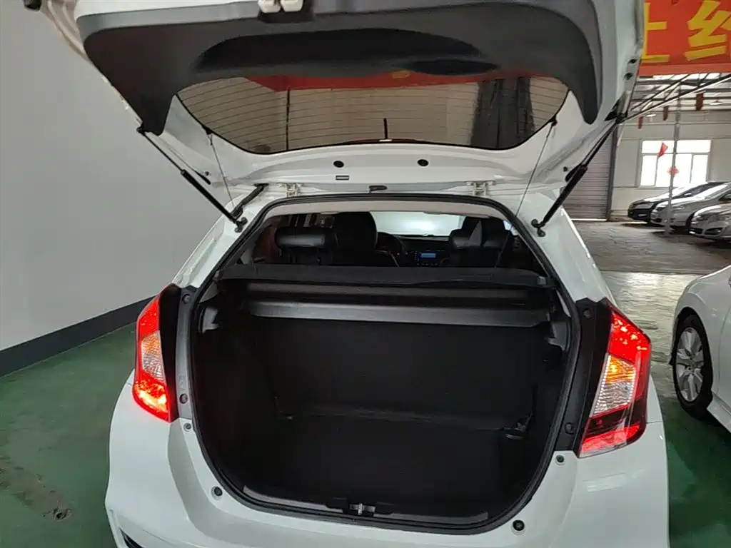 Honda Fit — фото 19