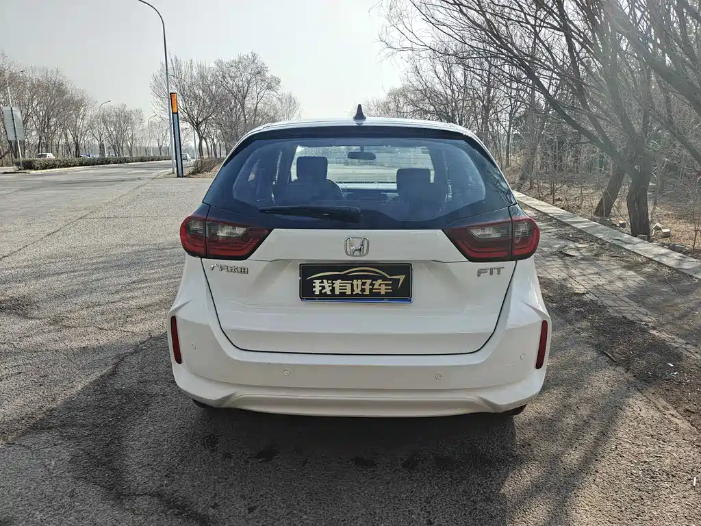 Honda Fit — фото 14