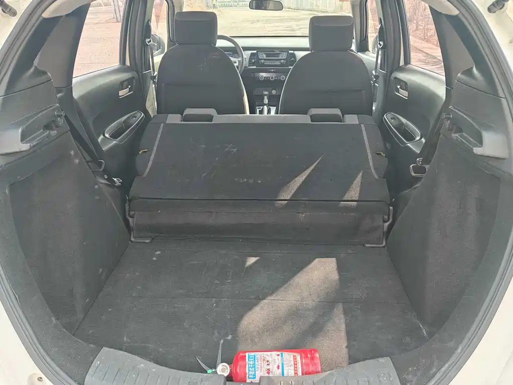 Honda Fit — фото 8