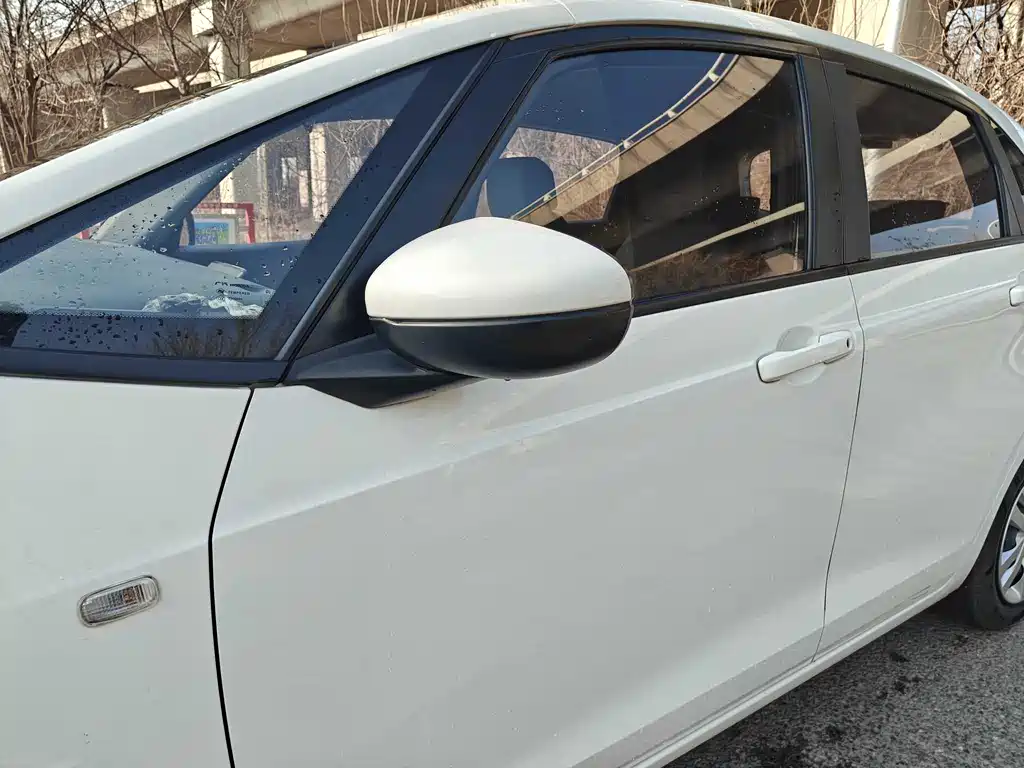 Honda Fit — фото 9