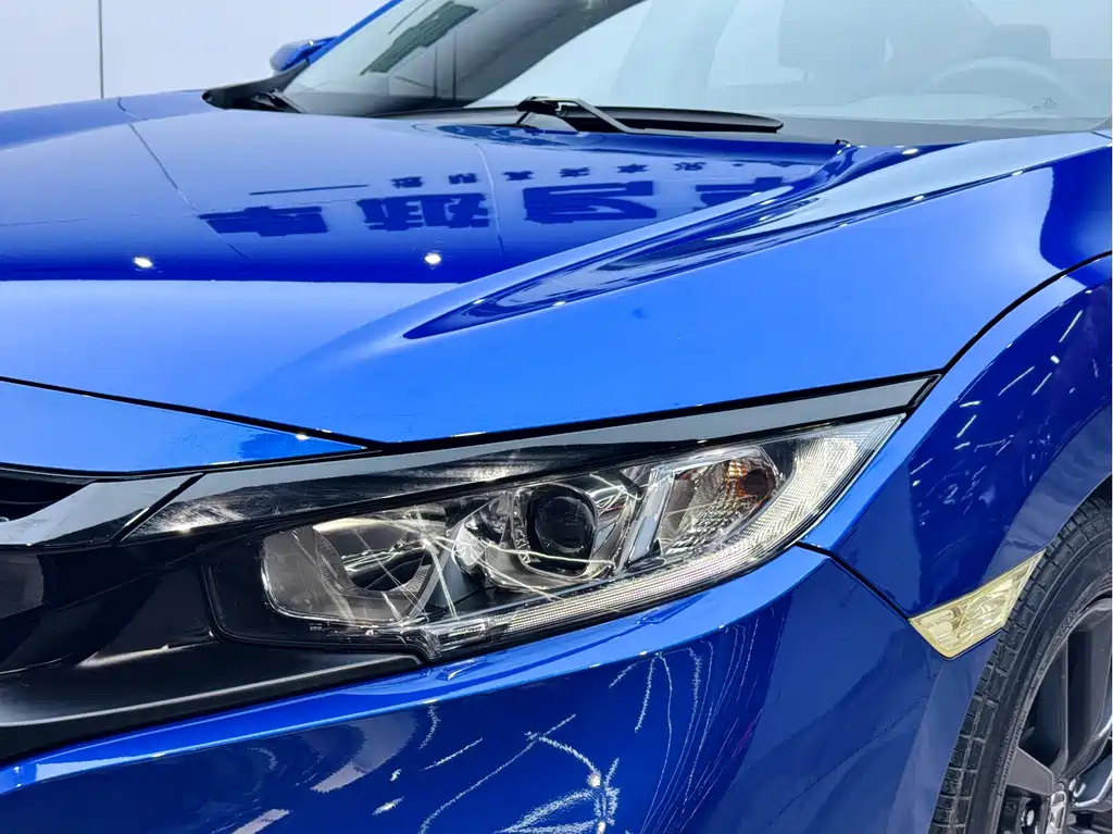 Honda Civic — фото 20
