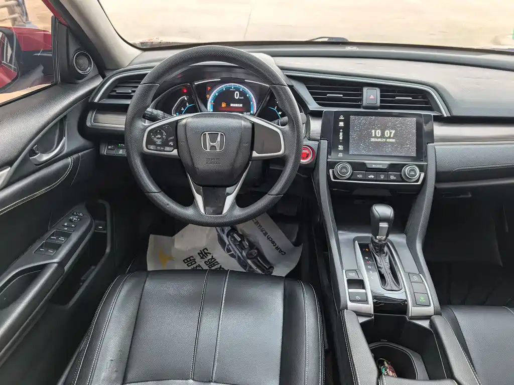 Honda Civic — фото 11