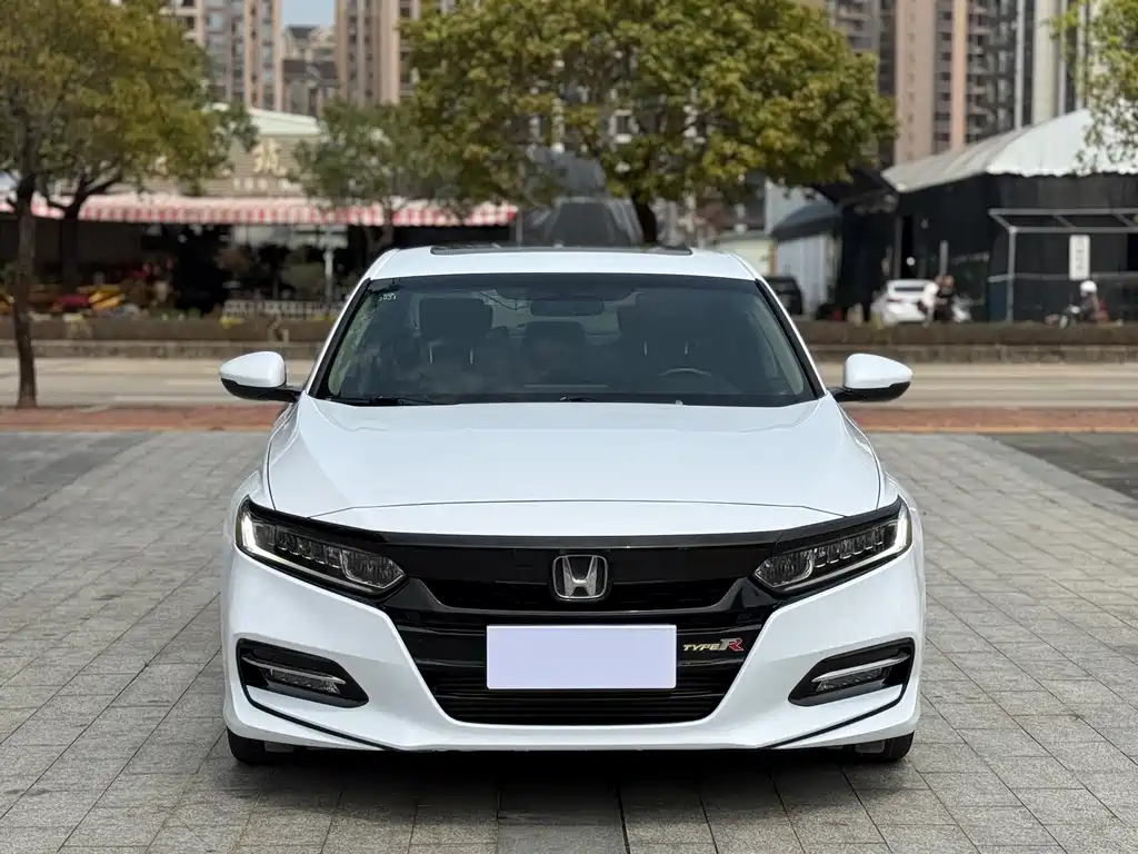 Honda Accord — фото 2