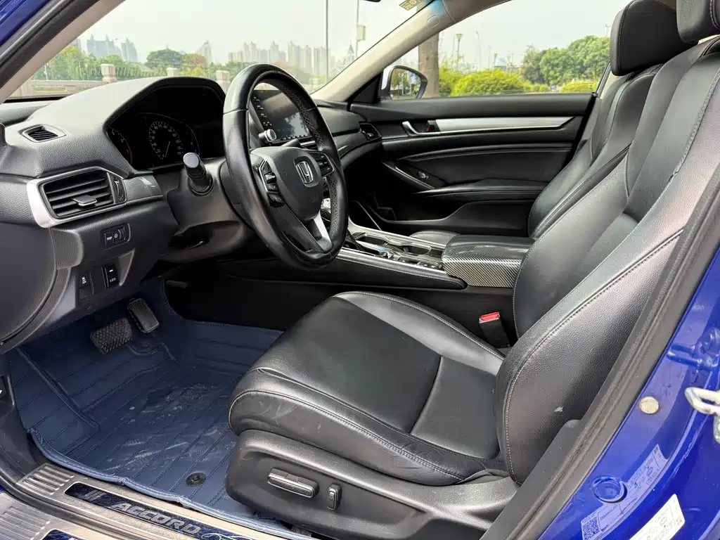 Honda Accord — фото 3