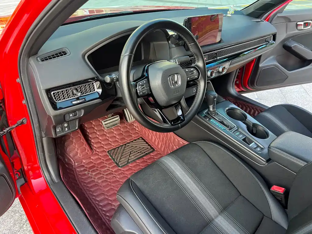 Honda Civic — фото 10