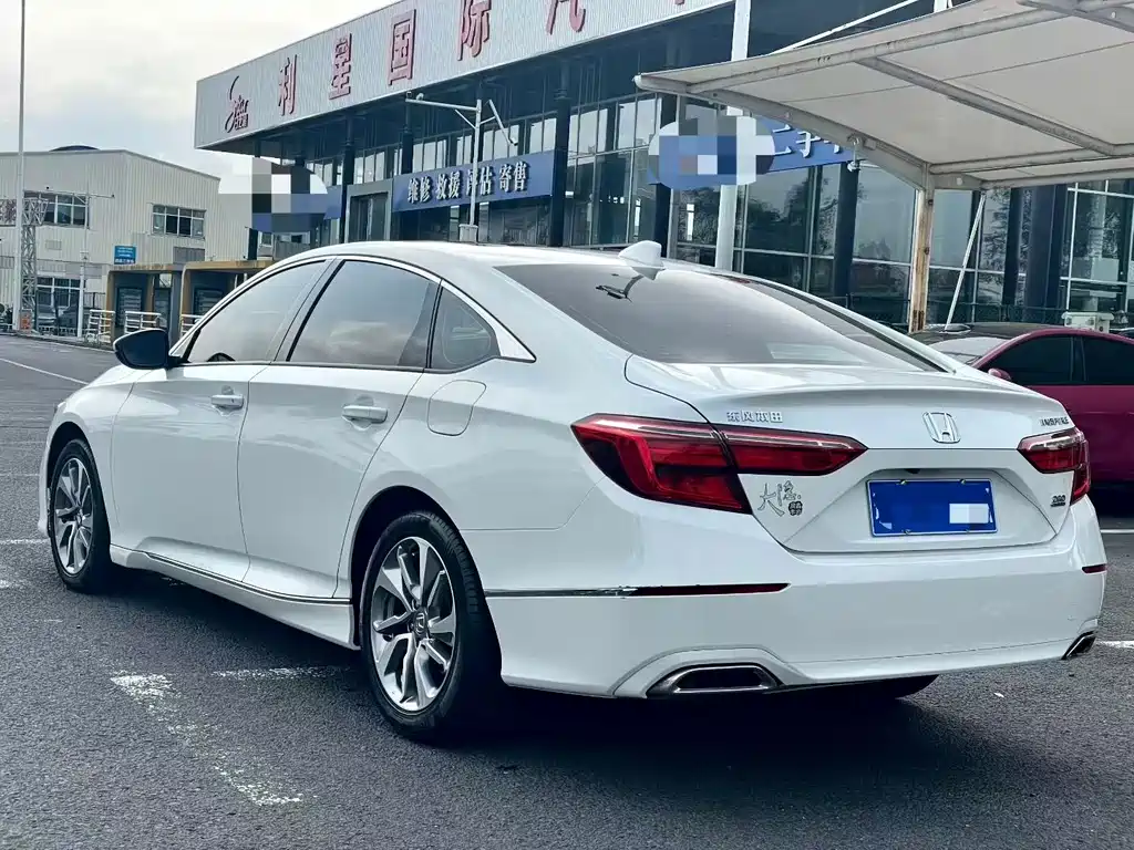 Honda Inspire — фото 4