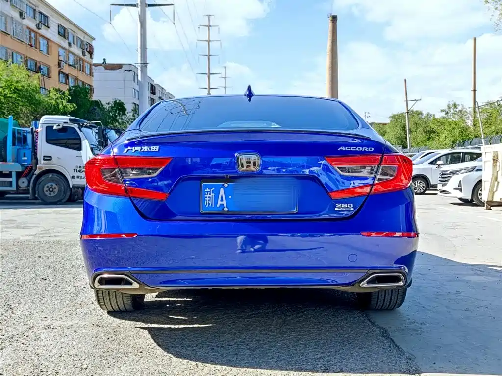 Honda Accord — фото 5