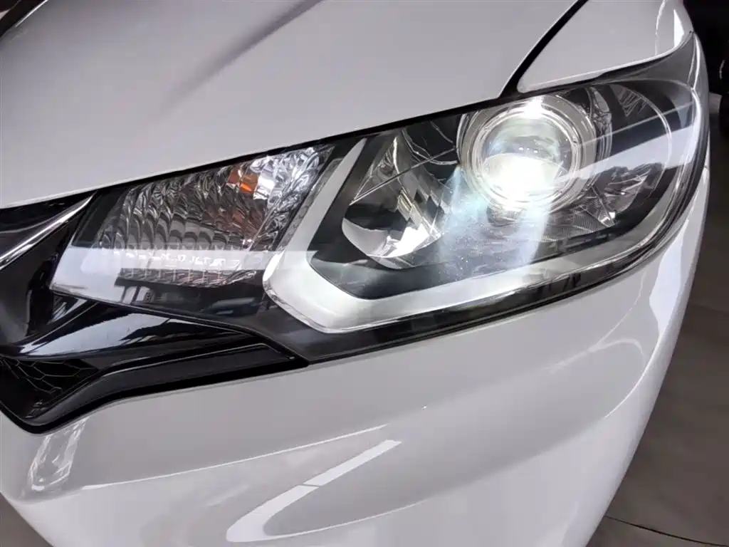 Honda Fit — фото 24