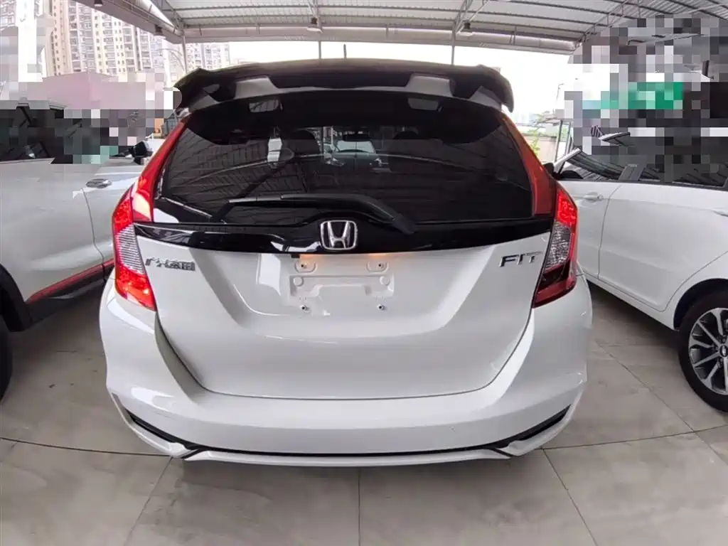 Honda Fit — фото 6