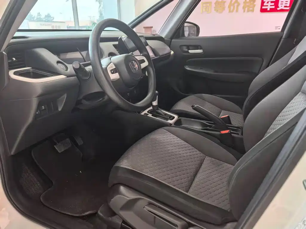 Honda Fit — фото 3