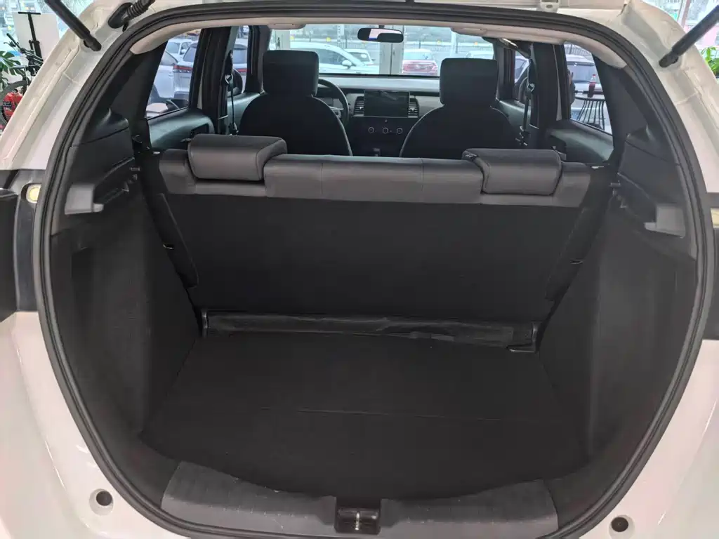 Honda Fit — фото 9