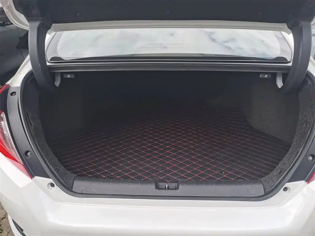Honda Civic — фото 5