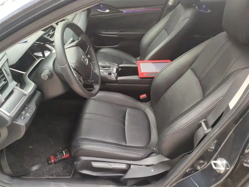 Honda Civic — фото 11