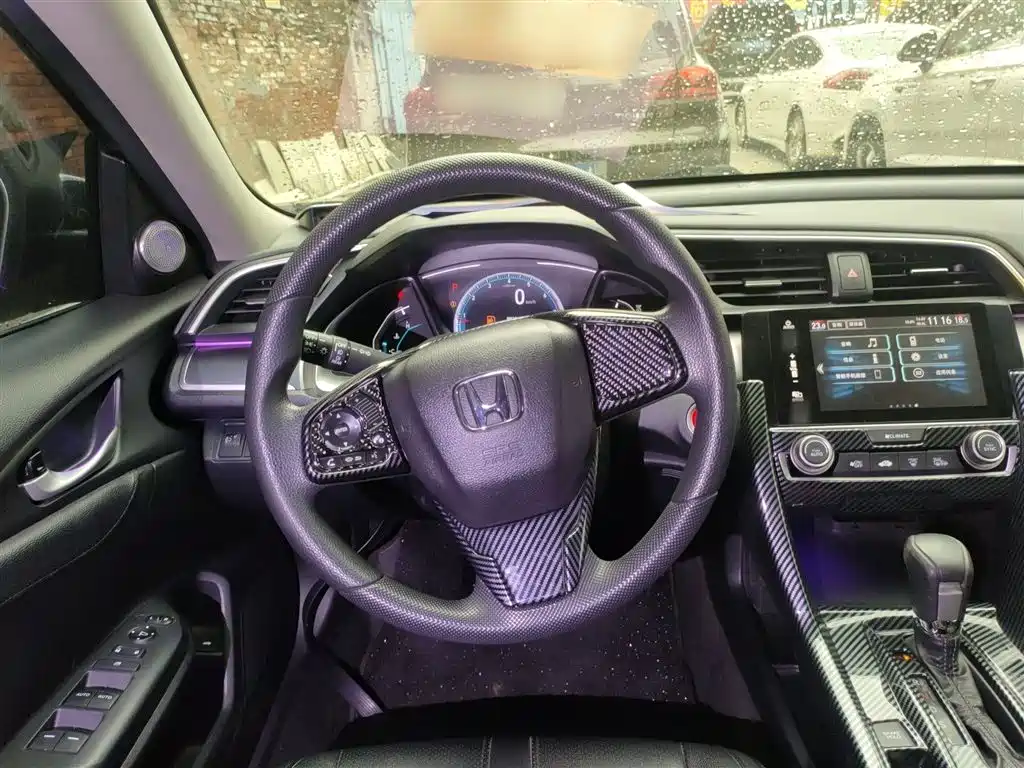 Honda Civic — фото 7