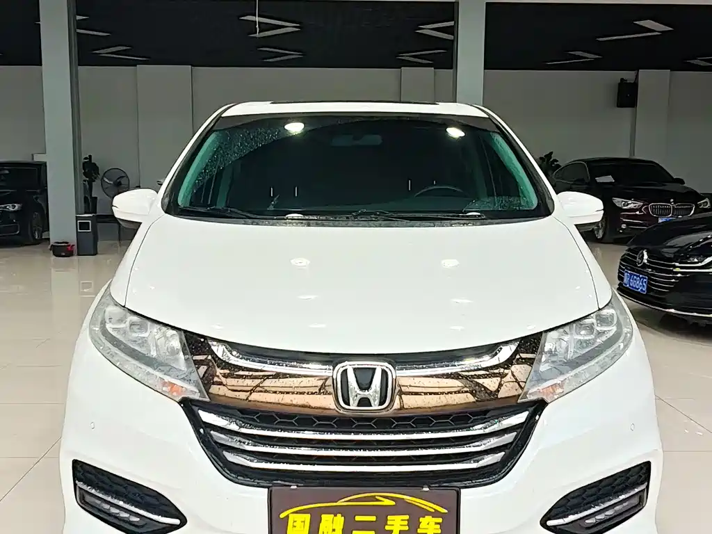 Honda Odyssey — фото 2