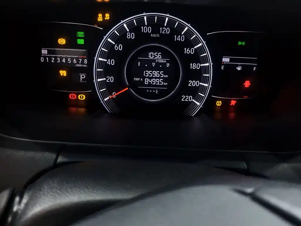 Honda Odyssey — фото 10