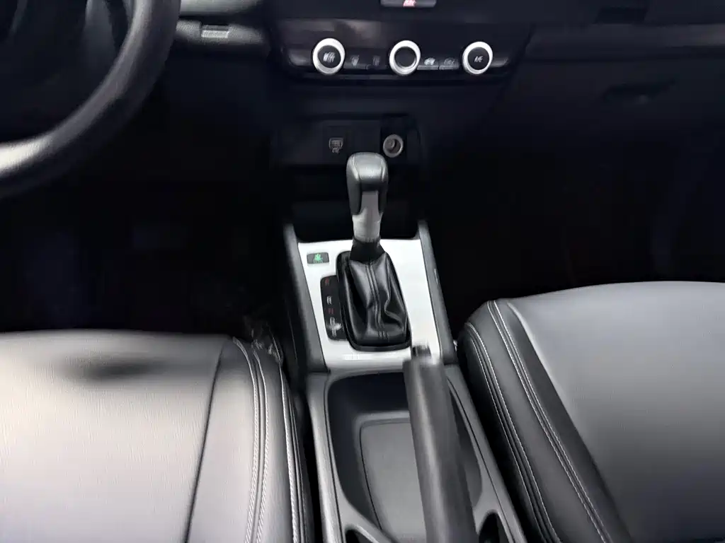 Honda Fit — фото 14