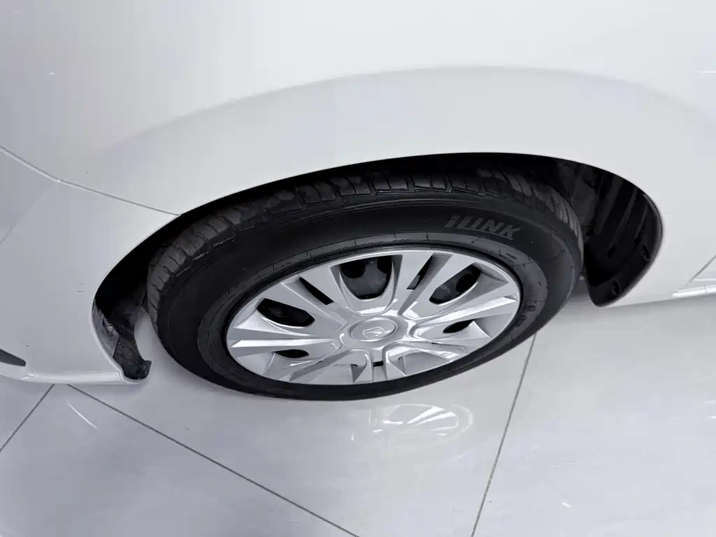 Honda Fit — фото 5