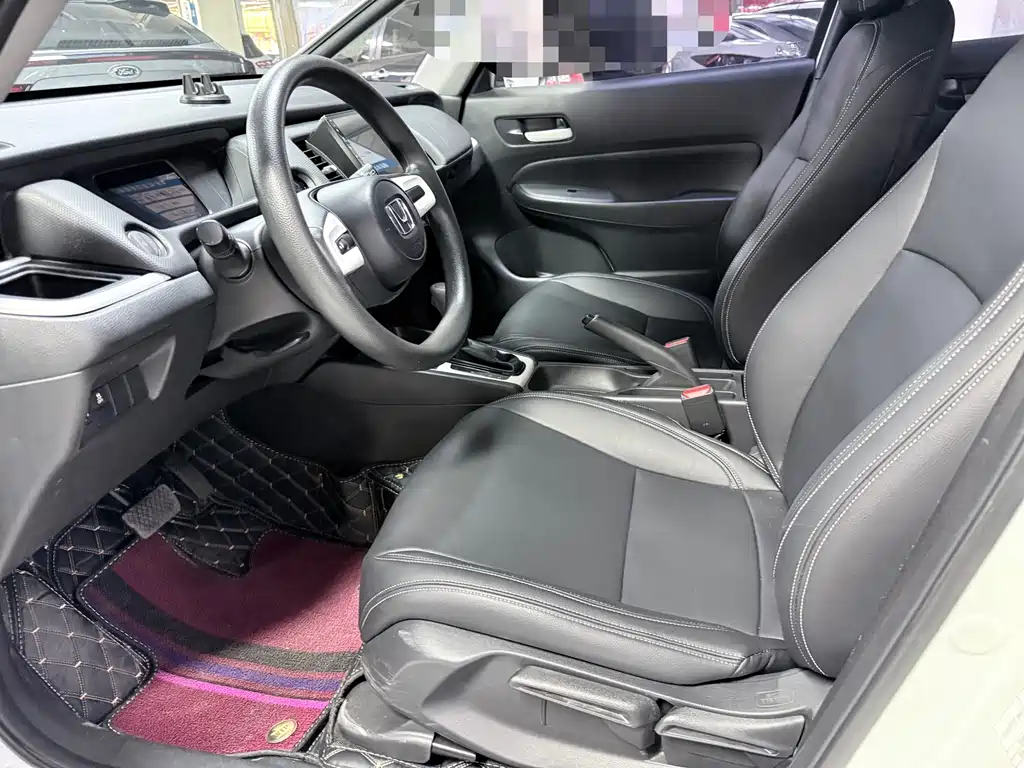 Honda Fit — фото 8